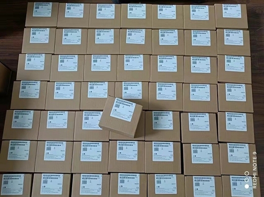 SIEMENS SIMATIC S7-20 6ES72881SR400AA1 SMART module 100% original et à votre avantage