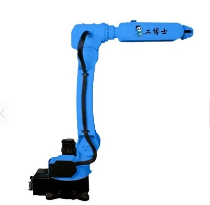 Résultats de soudage GBS10-C1650 Robot industriel avec torche de soudage à l'usine de fabrication