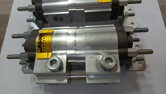 Remplacer ROZION et JEONFF par Jahns MTO-2-4-A120 GEAR MOTOR Pressure 00 Diviseur de flux