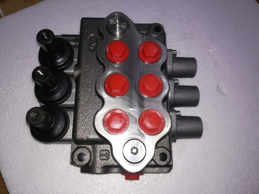 Valve de commande directionnelle de 45 L/min pour le type Walvoil 40-380 LPM hydraulique à 4 bobines monobloc